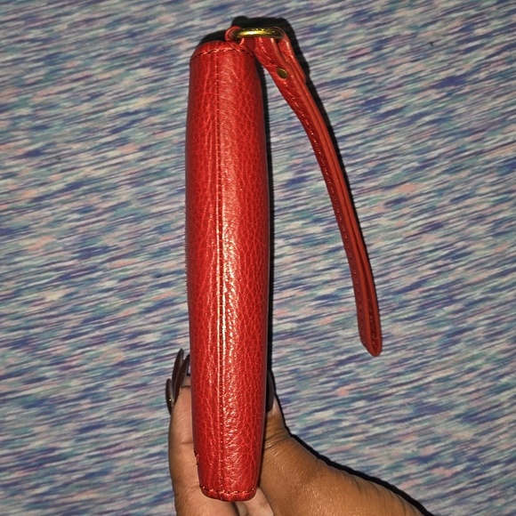 Fossil Women's Issue No. 1954 Vintage Leather Wristlet Red - Picture 14 of 15